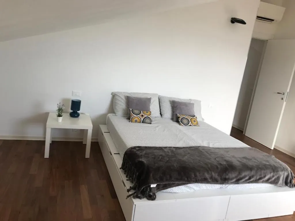 Appartement La Casa Con Vista Di Emma à Vezzano Ligure