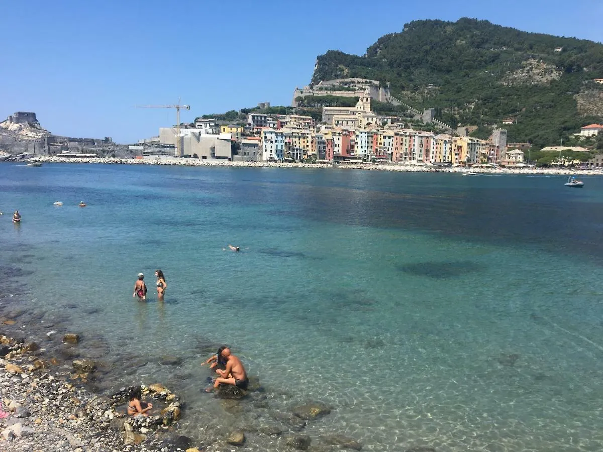 Appartement La Casa Con Vista Di Emma à Vezzano Ligure 0*,  Italie