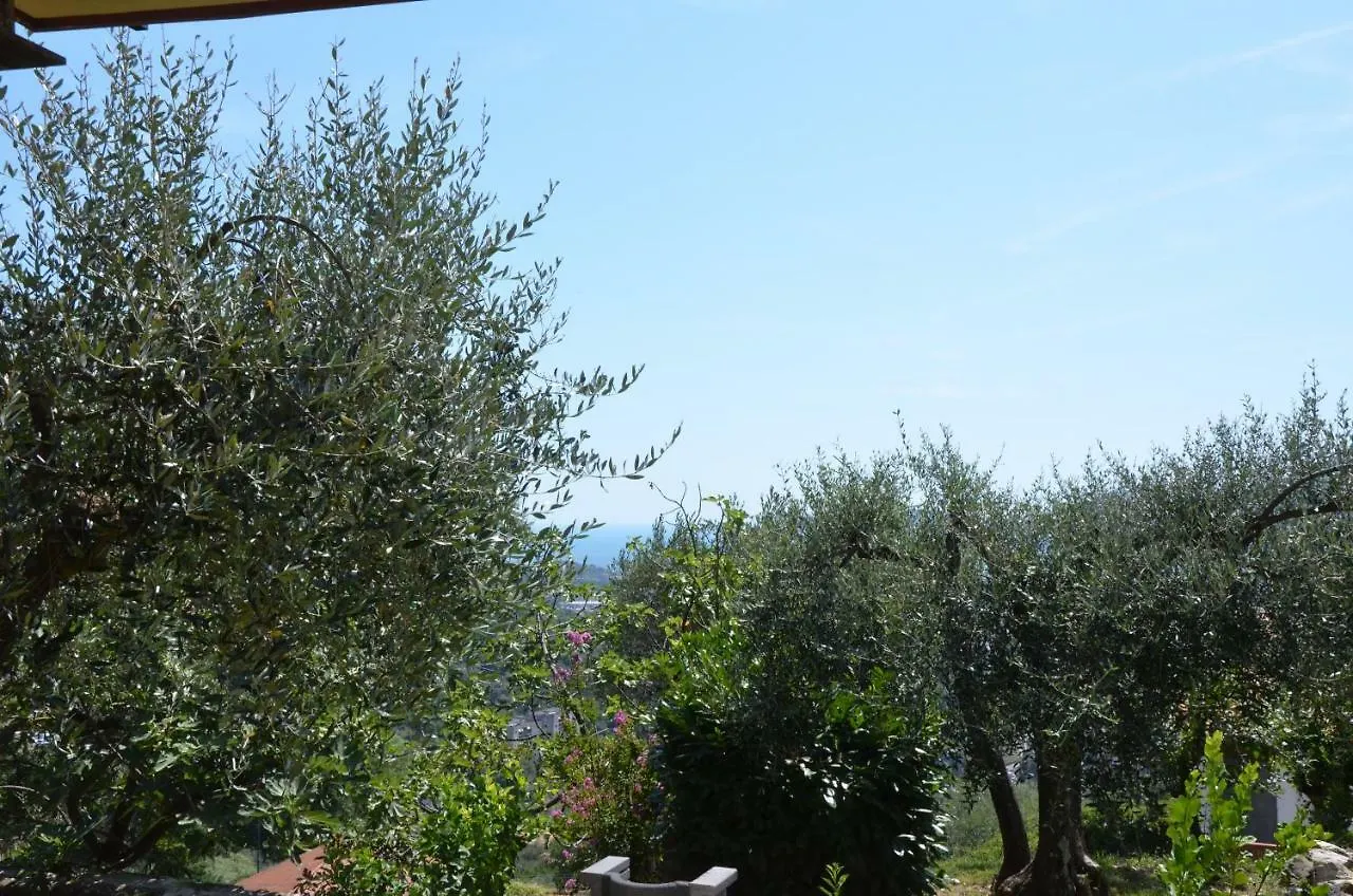 Appartement La Casa Con Vista Di Emma à Vezzano Ligure