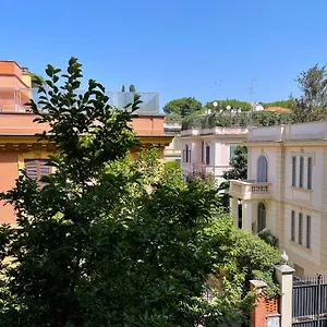 https://quiet-in-biancamano-casa-vacanze-roma.it-romehotels.com
